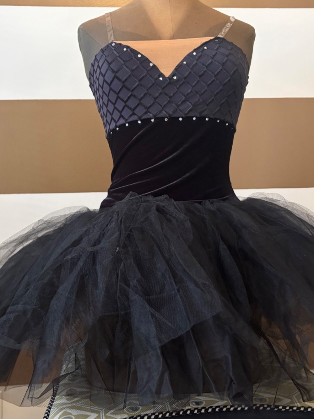🖤✨ Luxury Black Jeweled Tutu – Size Medium | Elegant • Dramatic • Show-Stopping